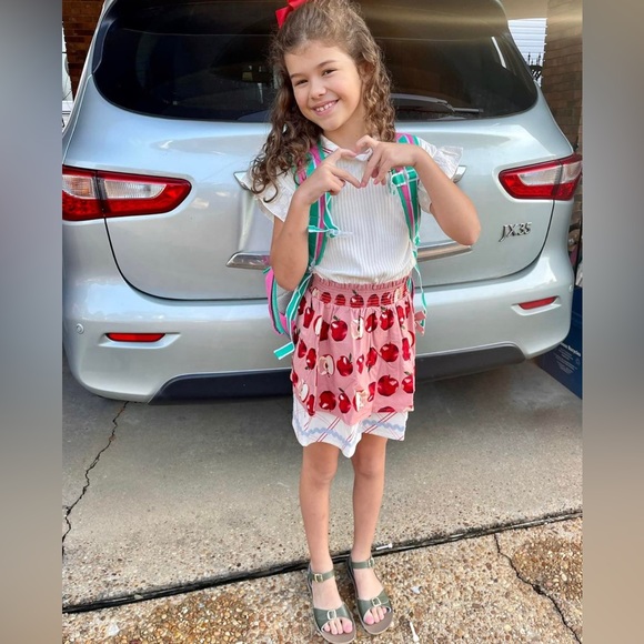 Meet your Posher, Haley - Picture 5 of 5